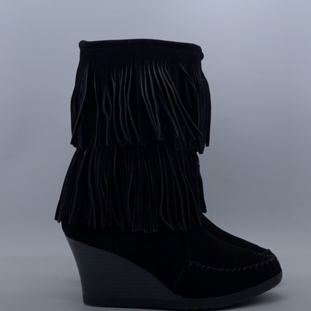 Minnetonka Fringe Wedge Boot.